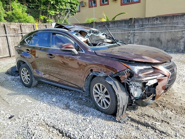 2016 LEXUS NX 200T 200t Luxury — Passenger 3/4