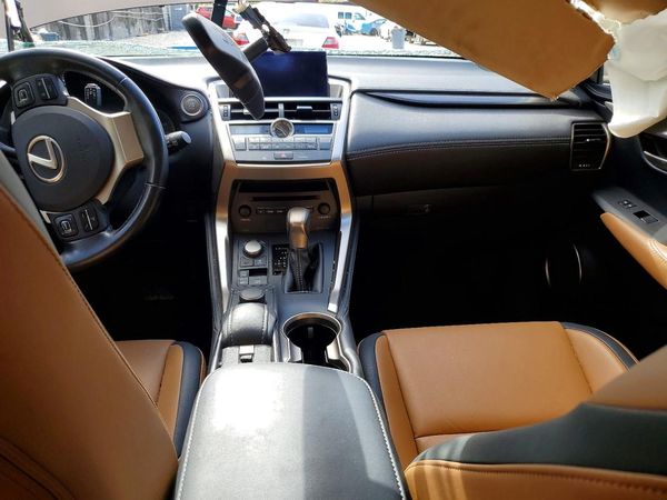 2016 LEXUS NX 200T 200t Luxury — CKPT
