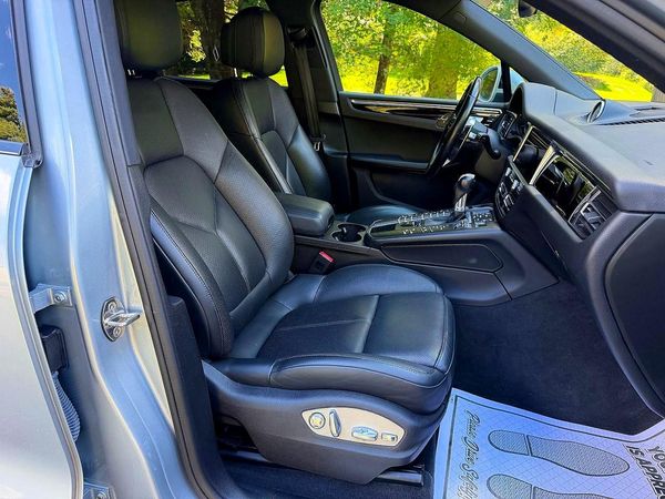 2020 PORSCHE MACAN S