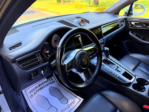 2020 PORSCHE MACAN S