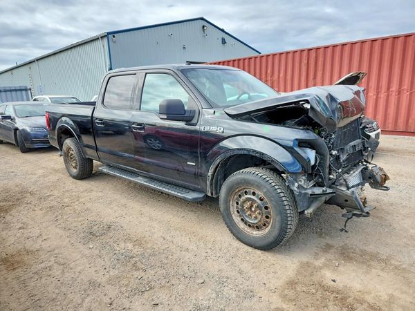 2017 FORD F150 SuperCrew — Passenger 3/4