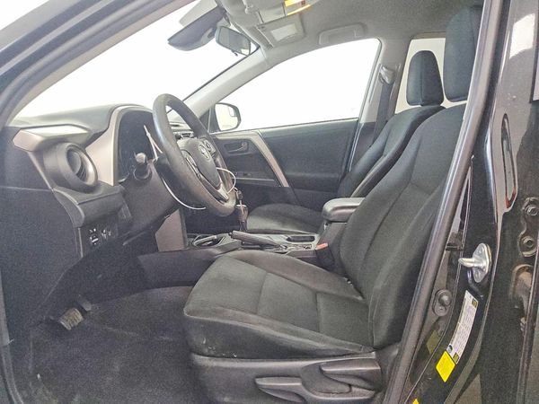 2018 TOYOTA RAV4 LE — DENT