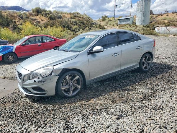 2013 VOLVO S60