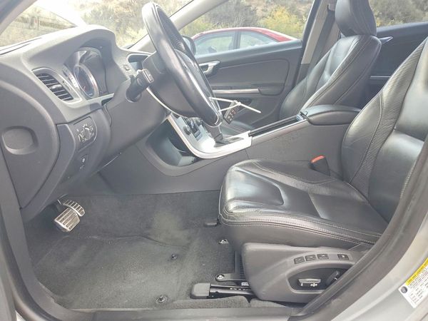 2013 VOLVO S60
