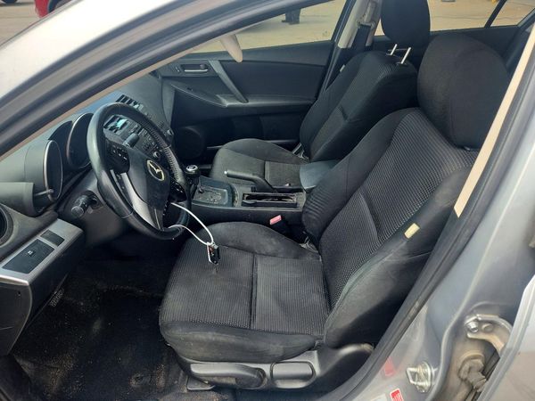 2012 MAZDA 3 Touring/GS — DENT