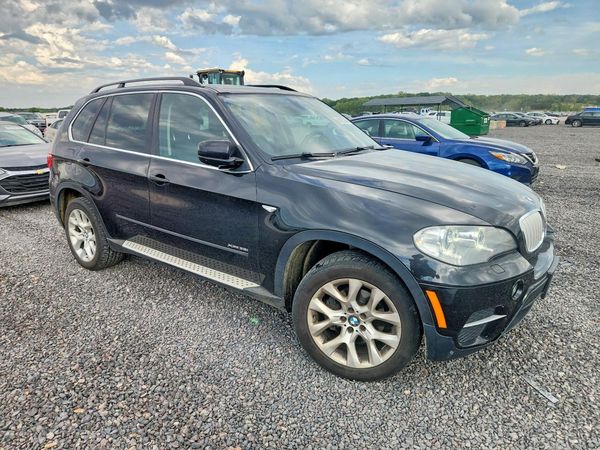 2013 BMW X5 xDrive35i — Passenger 3/4