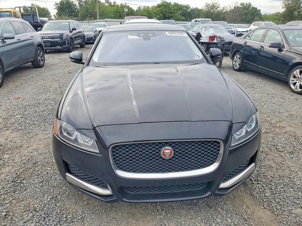 2017 JAGUAR XF Premium
