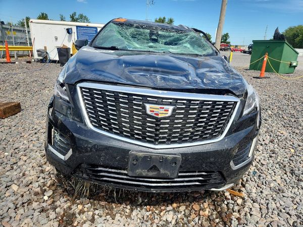2020 CADILLAC XT5 Premium Luxury — DIRF