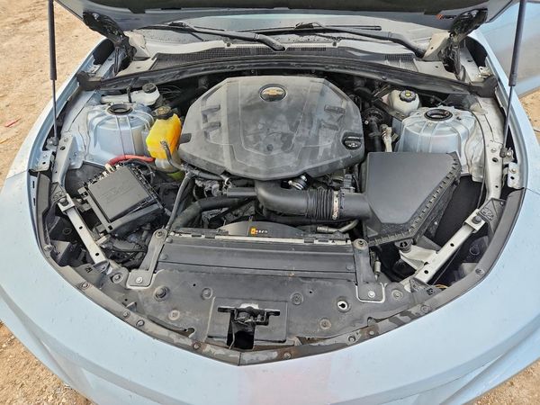 2018 CHEVROLET CAMARO 1LS/1LT — Engine bay
