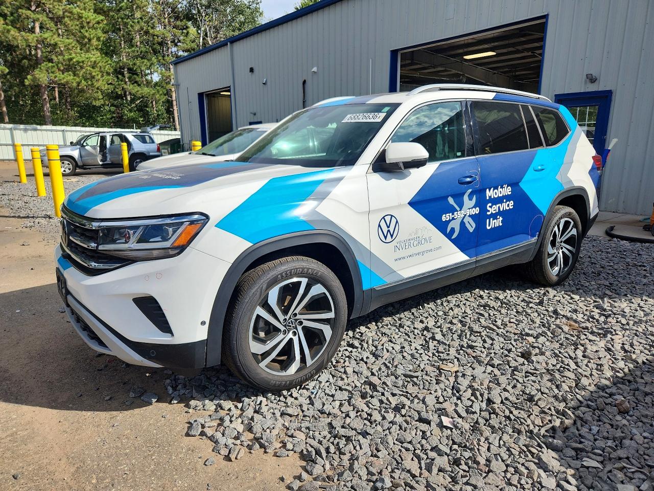2021 VOLKSWAGEN ATLAS 4Motion SEL Premium — Front 3/4