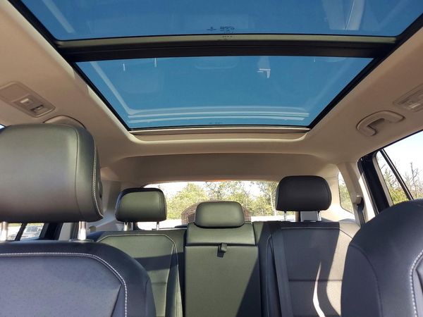 2021 VOLKSWAGEN TIGUAN — SUVN
