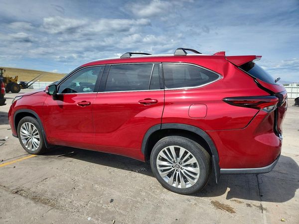 2024 TOYOTA HIGHLANDER