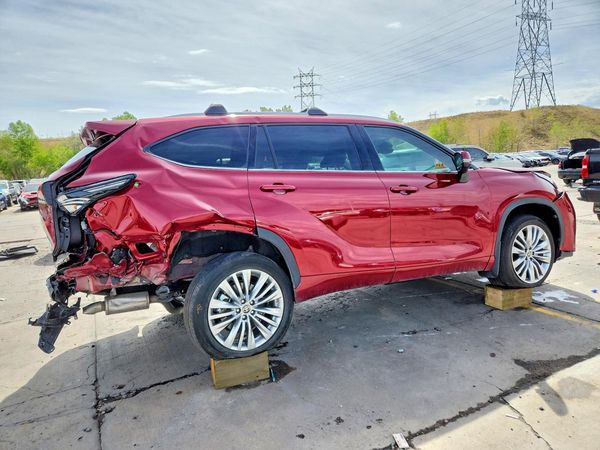 2024 TOYOTA HIGHLANDER
