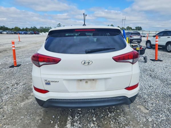 2016 HYUNDAI TUCSON SE — DIRR
