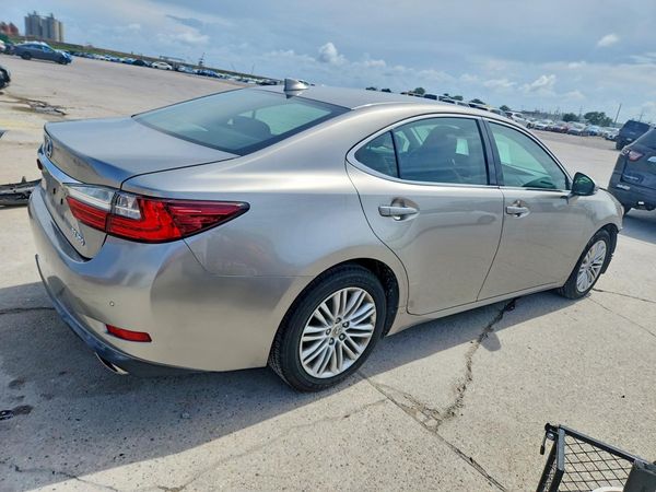2017 LEXUS ES 350