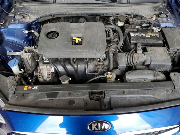 2019 KIA FORTE — Engine bay