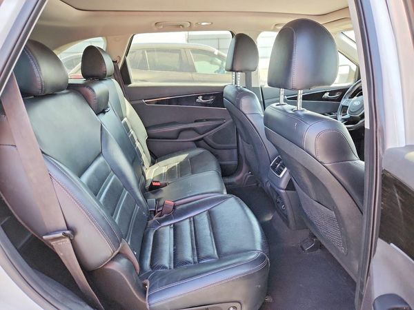 2020 KIA SORENTO EX, S