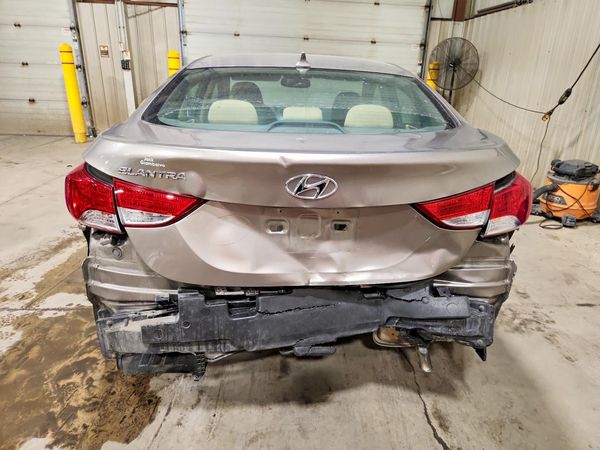 2013 HYUNDAI ELANTRA — DIRR