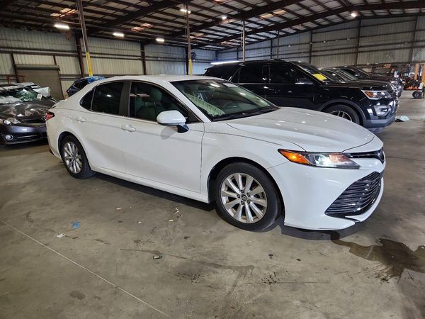 2018 TOYOTA CAMRY L/LE/SE/XLE