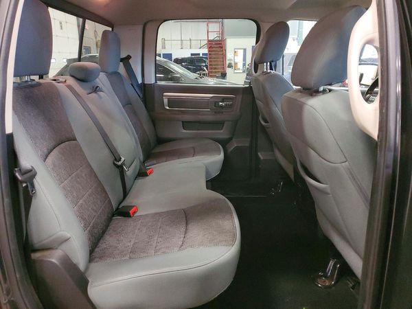 2013 RAM 1500 SLT