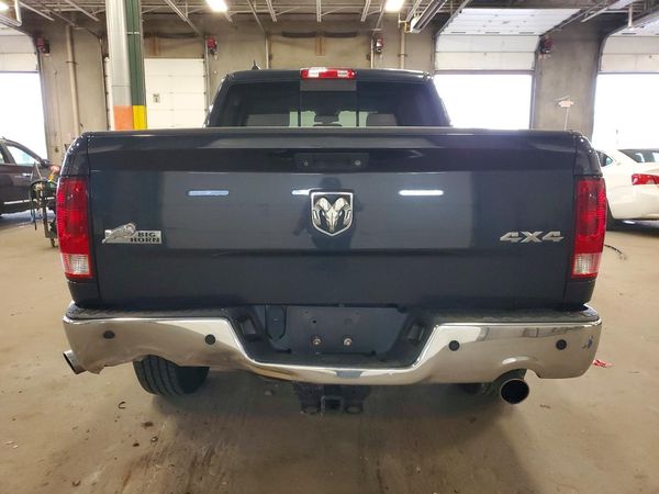 2013 RAM 1500 SLT