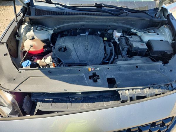 2023 HYUNDAI SANTA FE — Engine bay
