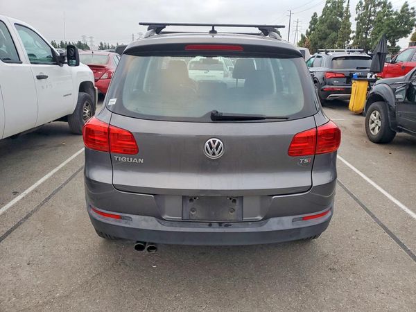 2017 VOLKSWAGEN TIGUAN — DIRR