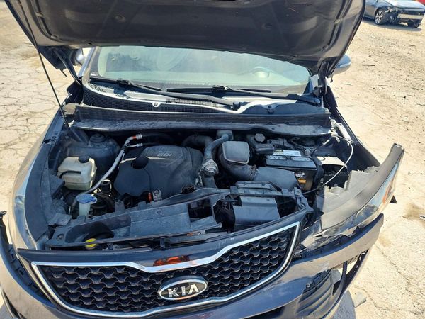 2012 KIA SPORTAGE GLS(Middle grade) — Engine bay