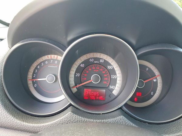 2013 KIA FORTE