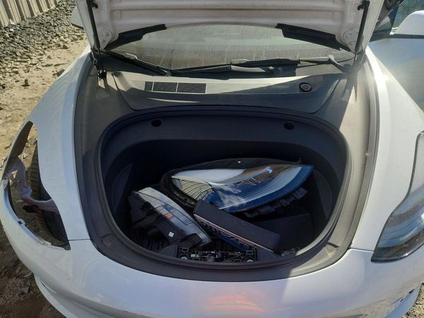 2022 TESLA MODEL 3 — Engine bay
