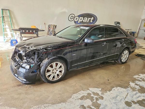 2012 MERCEDES-BENZ E E350 4-MATIC — Front 3/4