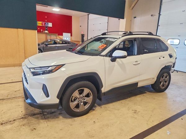 2025 TOYOTA RAV4 — DSFA — Front 3/4
