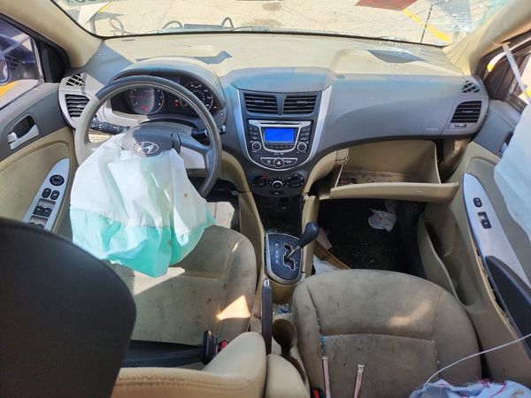 2013 HYUNDAI ACCENT — CKPT