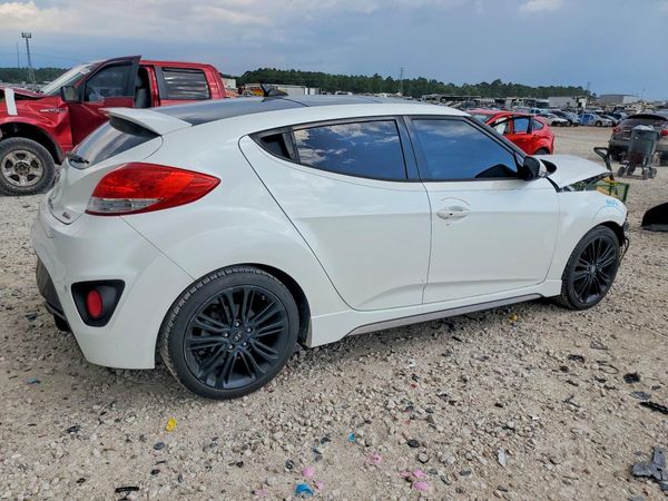 2016 HYUNDAI VELOSTER
