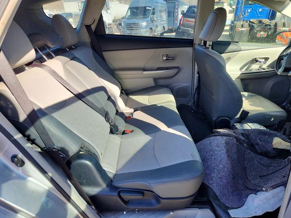 2015 TOYOTA PRIUS — PSRS