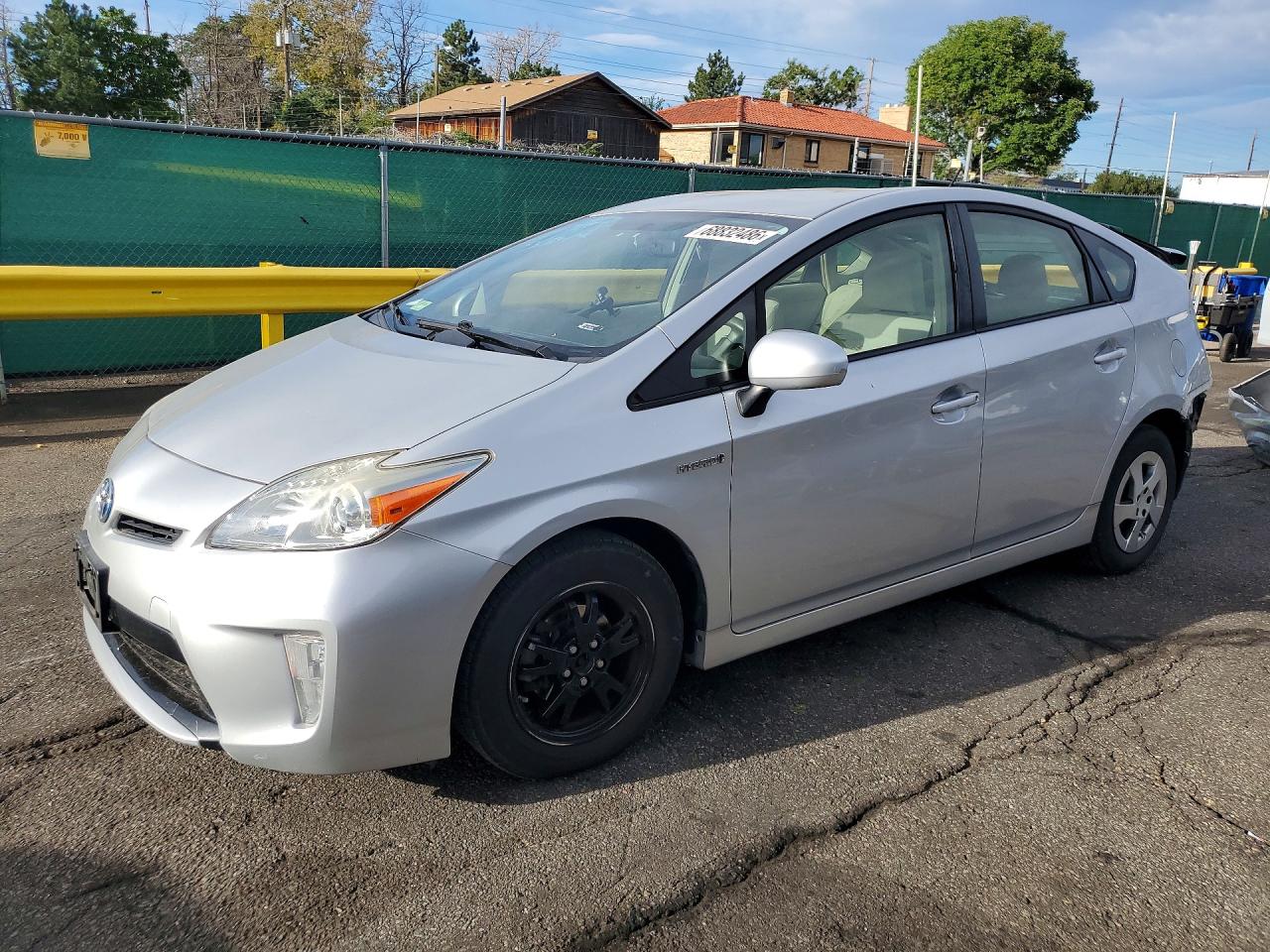2015 TOYOTA PRIUS