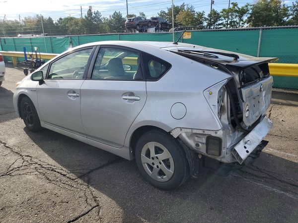 2015 TOYOTA PRIUS