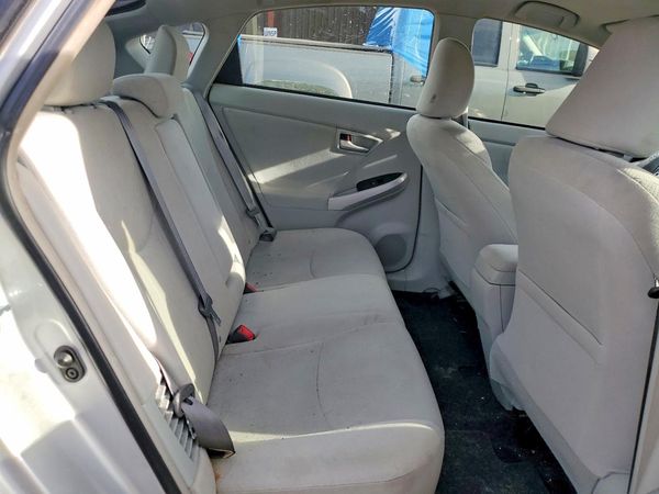 2015 TOYOTA PRIUS