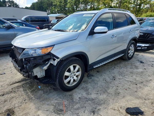 2013 KIA SORENTO