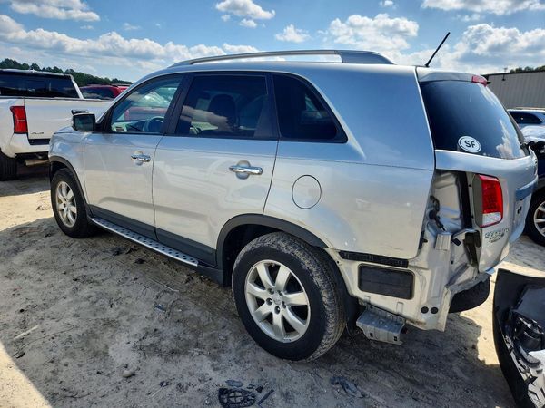 2013 KIA SORENTO Base / LX