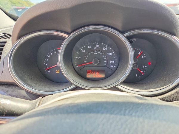 2013 KIA SORENTO Base / LX