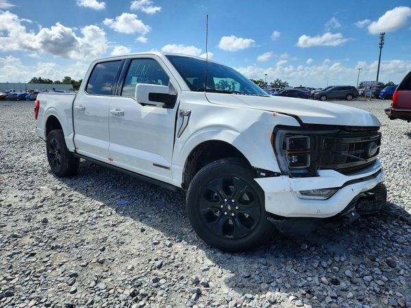 2023 FORD F150 SuperCrew — Passenger 3/4