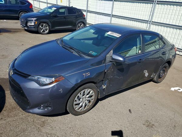 2017 TOYOTA COROLLA