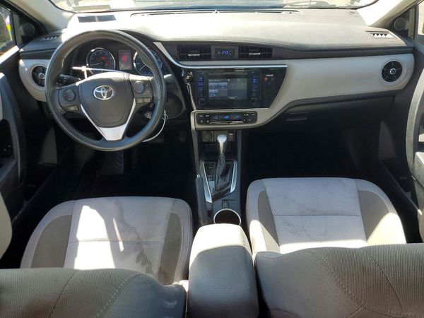 2017 TOYOTA COROLLA