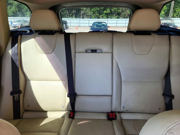 2017 VOLVO XC60 Inscription — SUVN