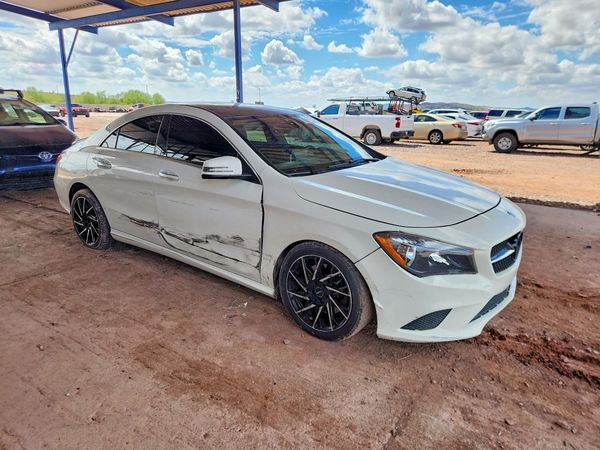 2016 MERCEDES-BENZ CLA — Passenger 3/4