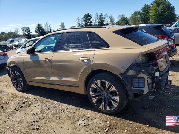 2024 AUDI Q8