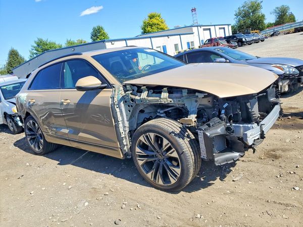 2024 AUDI Q8