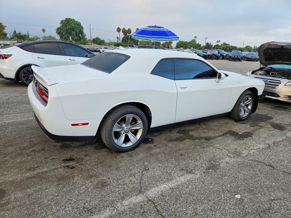 2020 DODGE CHALLENGER SXT