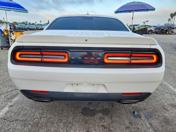 2020 DODGE CHALLENGER SXT